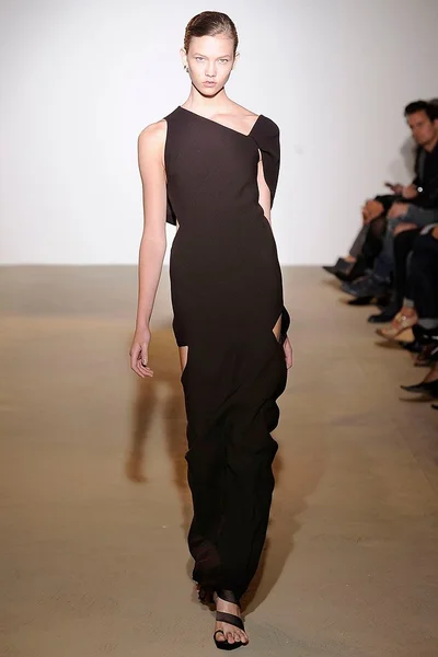 Look 29